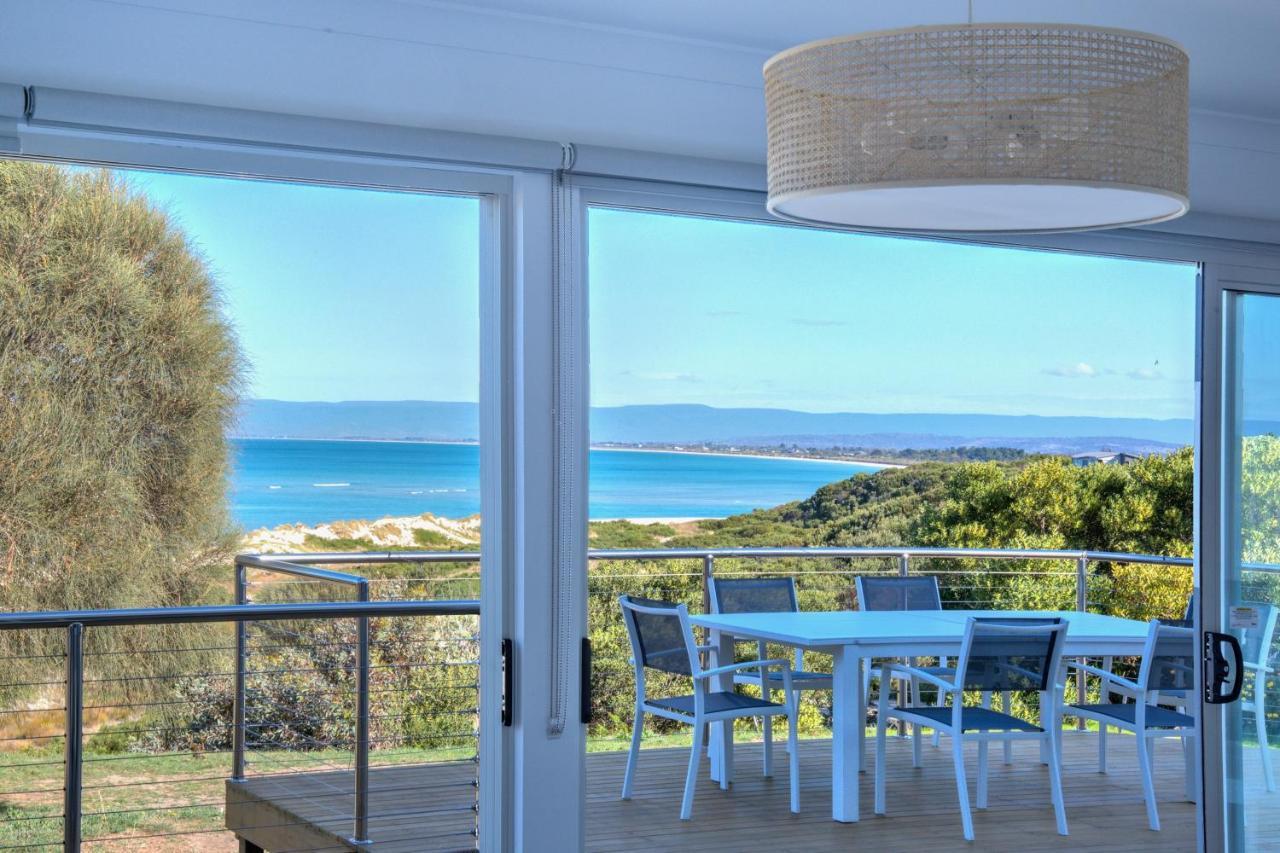 Sandbar Beach House Villa Coles Bay Exterior photo